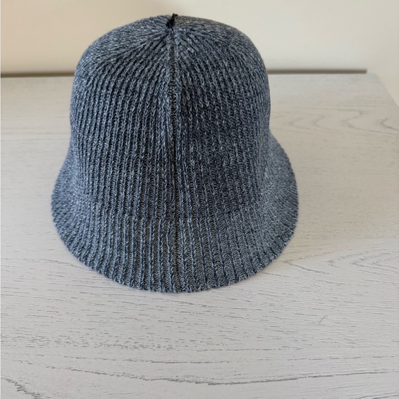 ALO Yoga Gray Knit Hat - Picture 2 of 7
